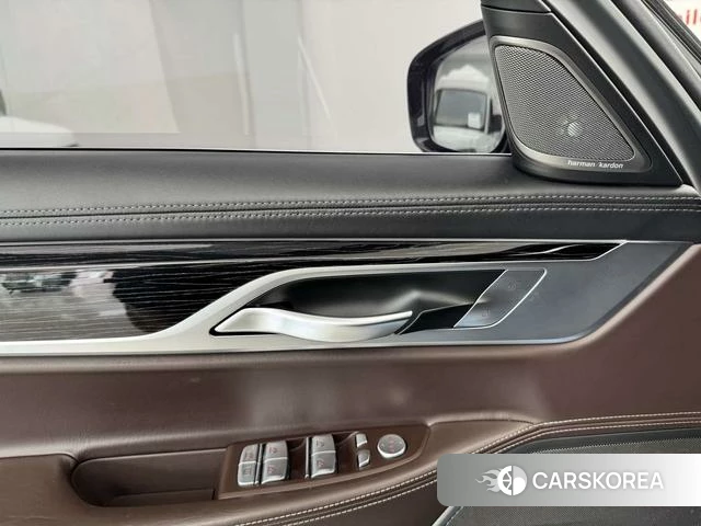 BMW 7 series id 4341730 из Китая 12