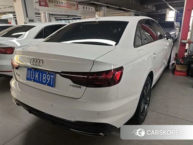 Audi A4L 2023 Белый из Китая, фото 3