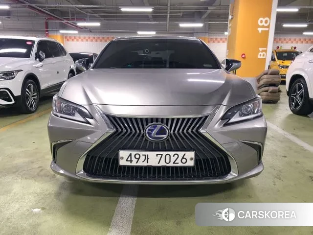 Lexus ES300h 7th generation id 3423048 из Кореи 12