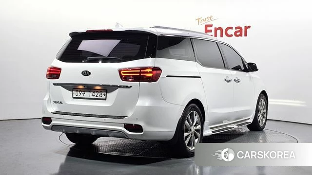 Kia The New Carnival id 4477224 из Кореи 12