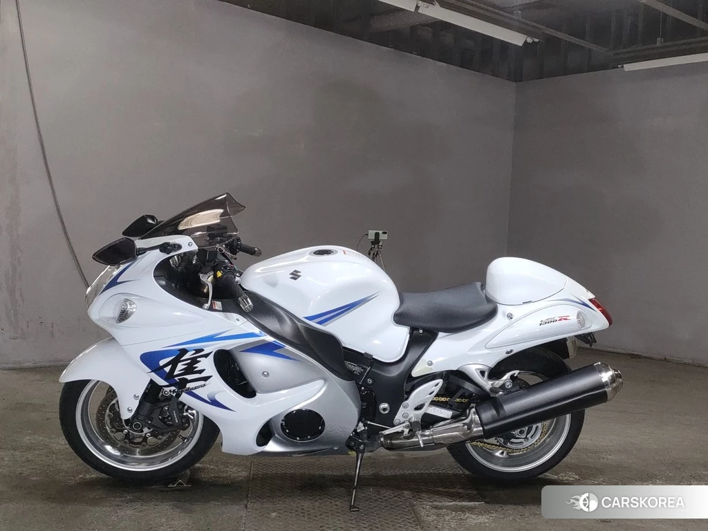 Проданный Suzuki GSX1300R HAYABUSA 2010 из Японии