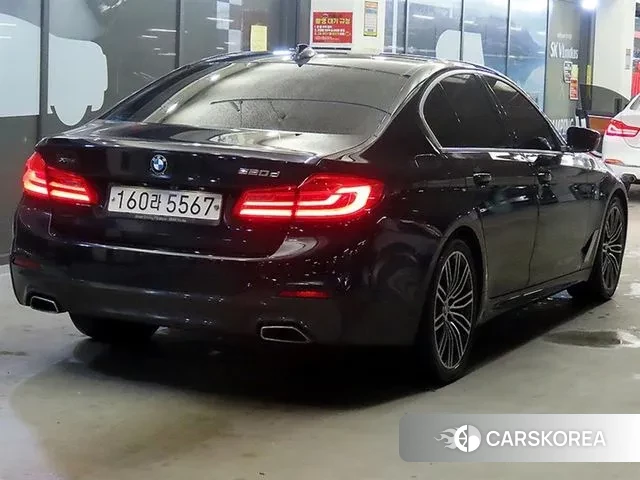 BMW 5 Series (G30) id 3757503 из Кореи 12