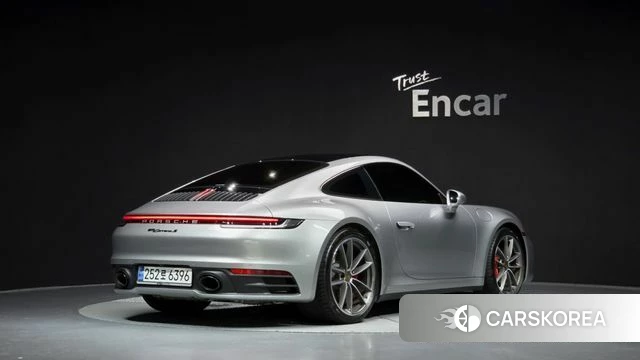 Porsche 911(992) id 4700880 из Кореи 12