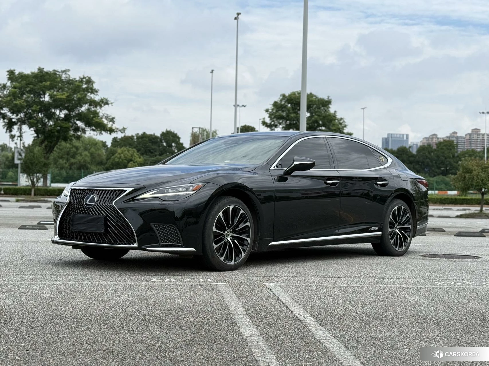 Lexus LS id 4504907 из Китая 7