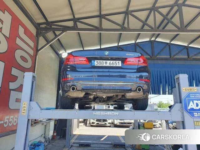 BMW 5 Series (G30) 2018 Синий из Кореи, фото 2
