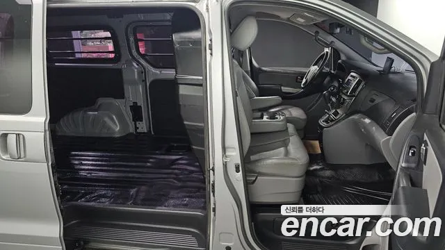 Hyundai The New Grand Starex id 2648312 из Кореи 12