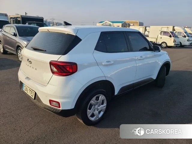 Hyundai Venue id 3416572 из Кореи 11