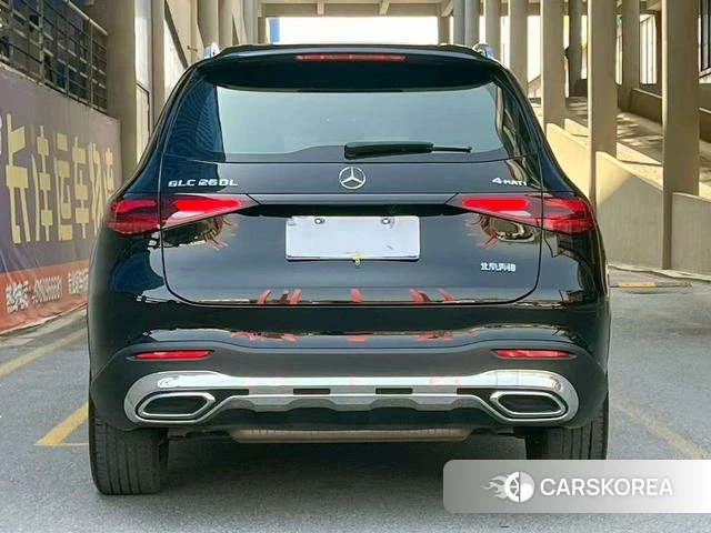 Mercedes-Benz GLC 2023 Черный из Китая, фото 6