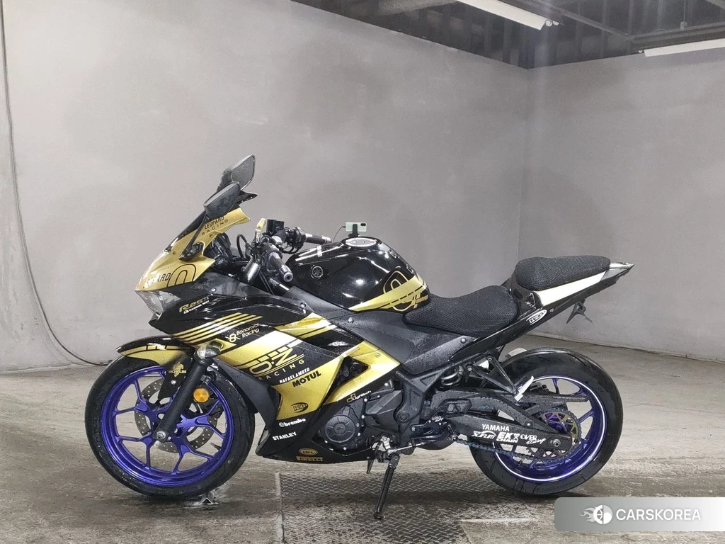 Проданный Yamaha YZF-R25 2015 из Японии