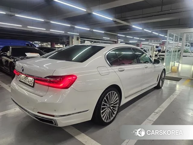BMW 7 Series (G11) 2019 Белый из Кореи, фото 5