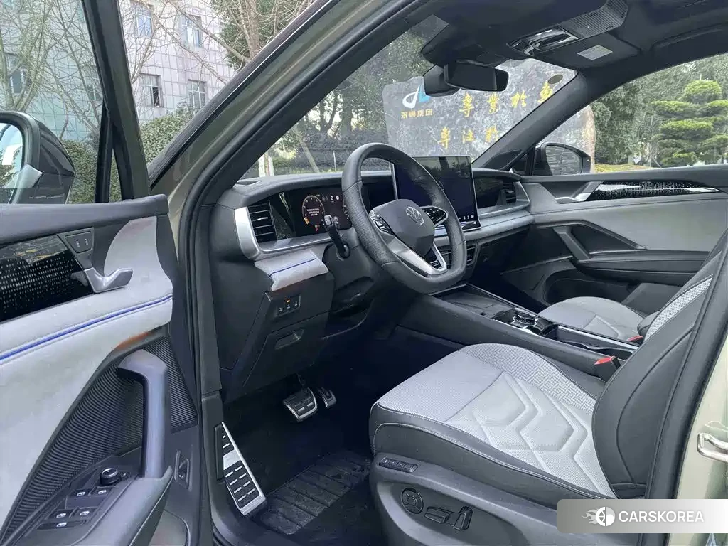 Volkswagen Tayron 2025 Зеленый из Китая, фото 2