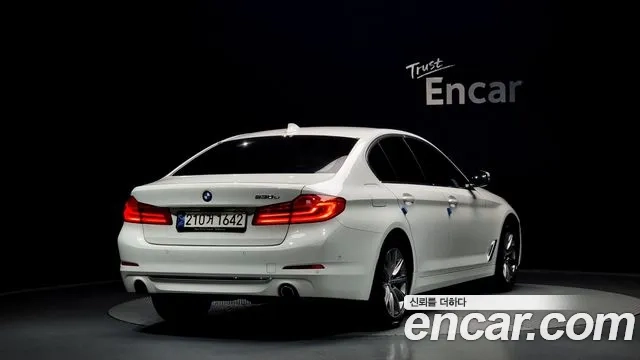 BMW 5 Series (G30) id 2932399 из Кореи 12