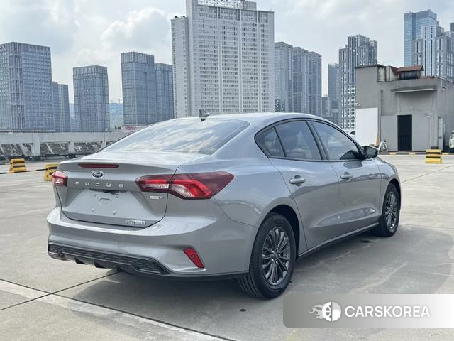 Ford Fox id 4392266 из Китая 7