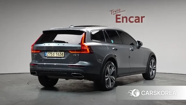 Volvo V60 Cross-Country 2nd Generation id 3697592 из Кореи 12