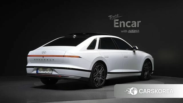 Hyundai Grandeur (GN7) id 3922129 из Кореи 12