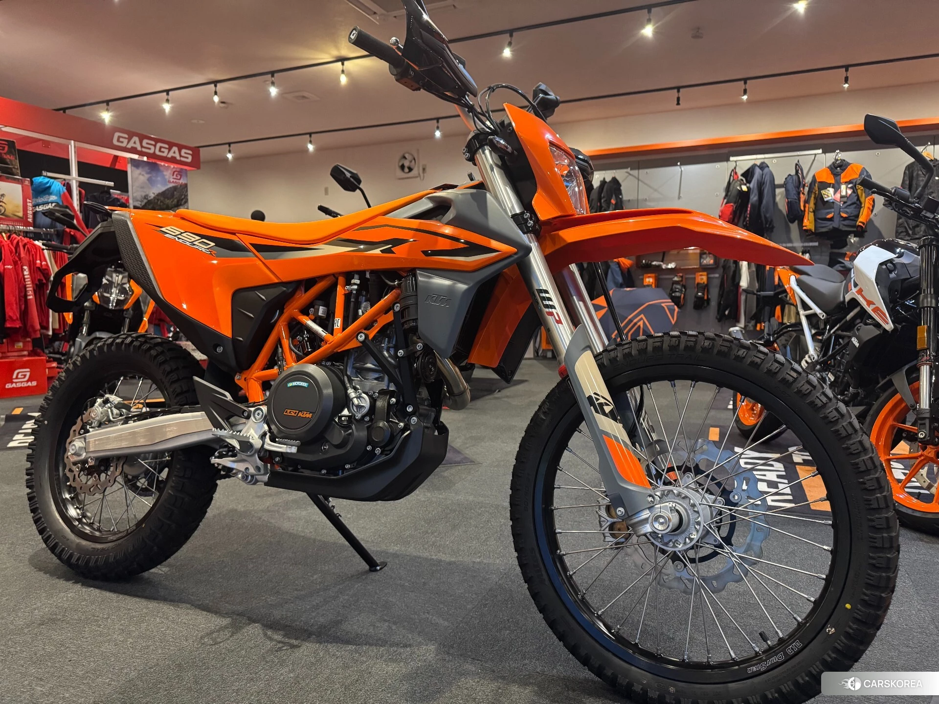KTM 690 ENDURO R 2024 из Японии, фото 2