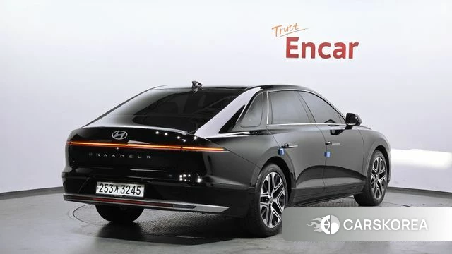 Hyundai Grandeur (GN7) id 3793742 из Кореи 12