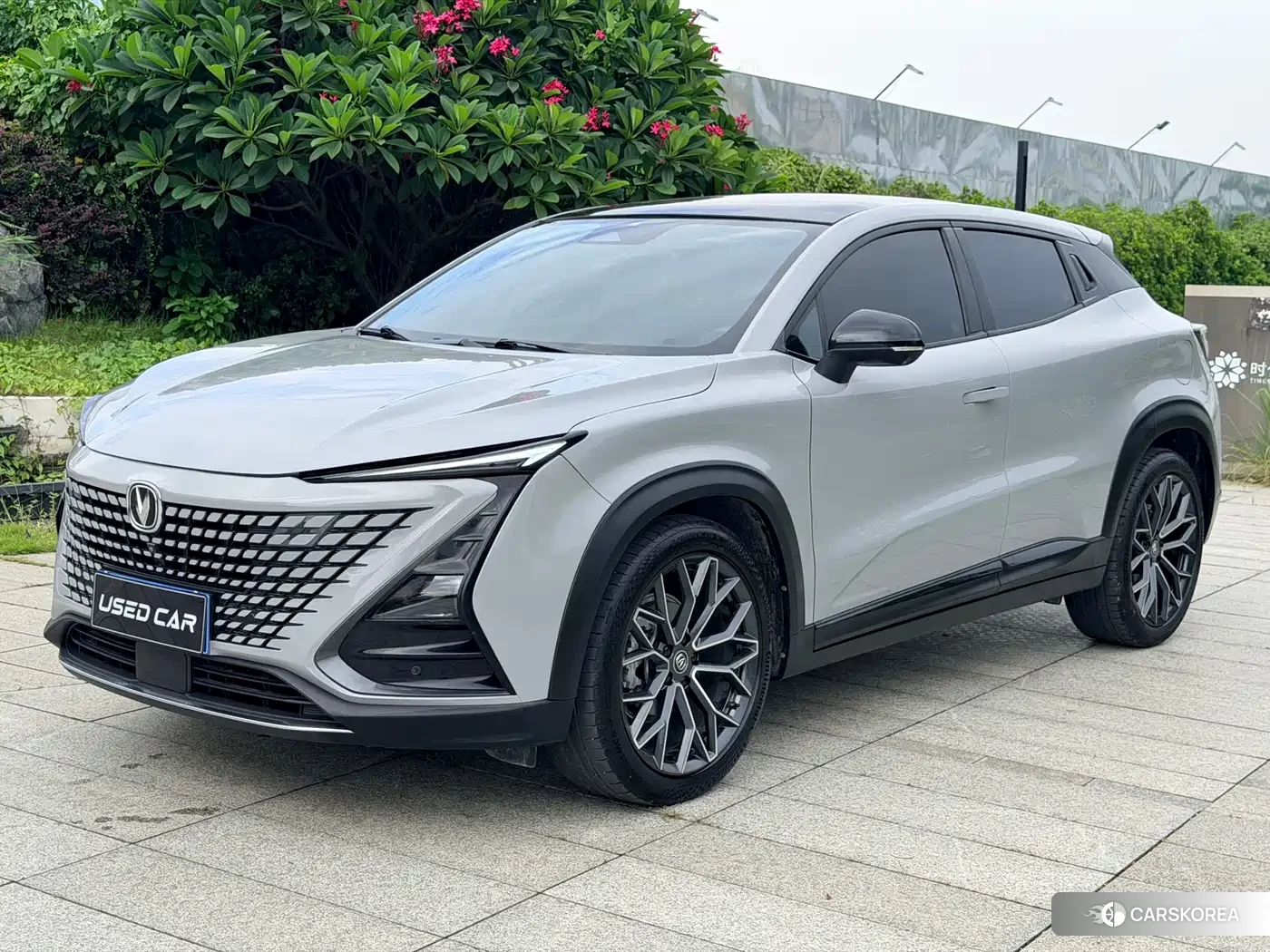 Chang'an Changan UNI-T 2022 Silver/gray из Китая, фото 2