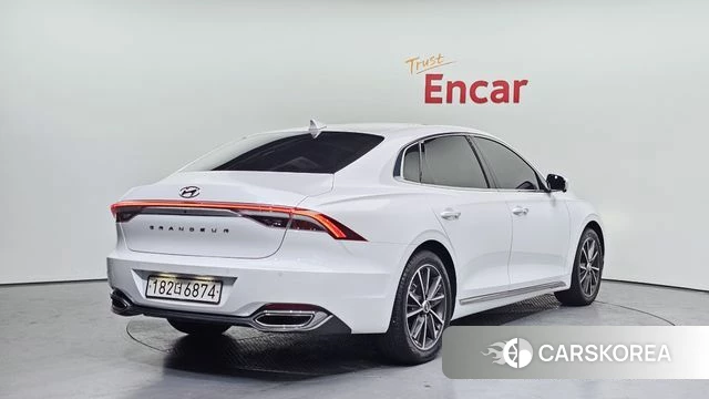 Hyundai The New Grandeur IG id 3818625 из Кореи 12