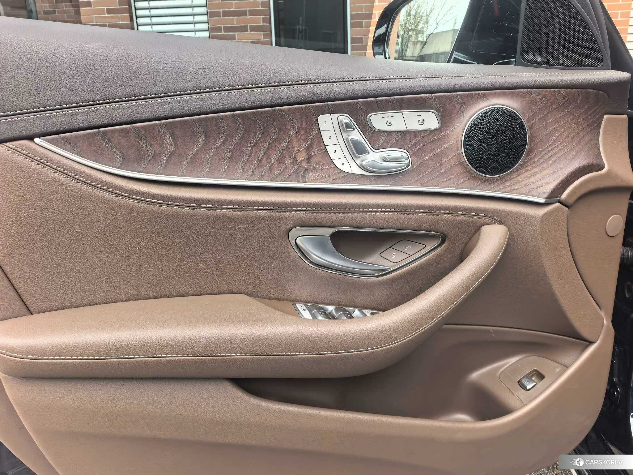 Mercedes-Benz E-class id 4426719 из Китая 12