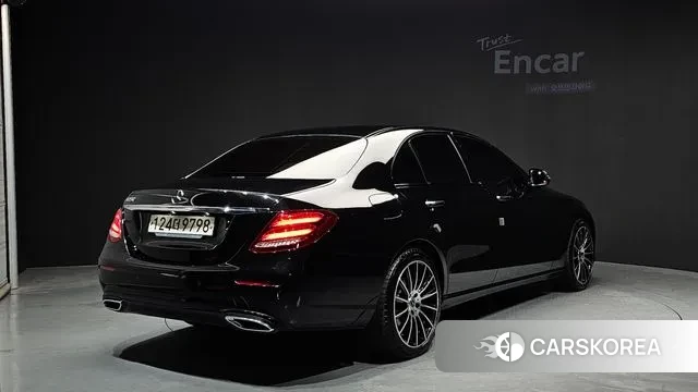 Mercedes-Benz E-Class W213 id 3672090 из Кореи 12