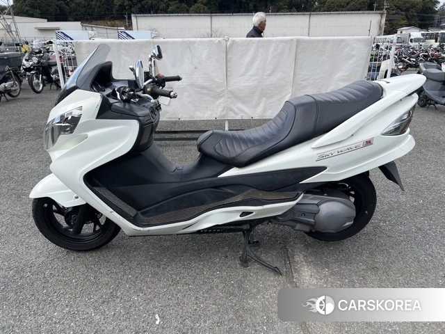 Проданный Suzuki SKYWAVE 250S 2012 из Японии