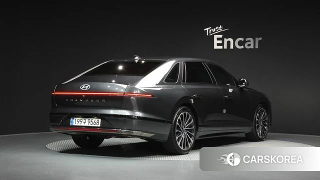 Hyundai Grandeur (GN7) id 4413905 из Кореи 12