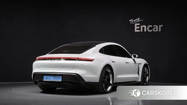 Porsche Taycan id 3426681 из Кореи 12