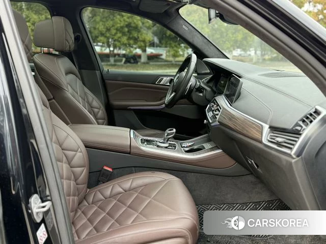 BMW X5 2023 Черный из Китая, фото 3