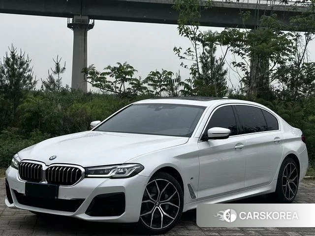 BMW 5 series 2022 Белый из Китая, фото 2