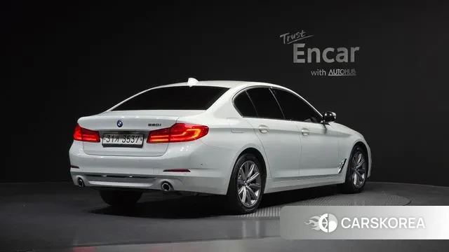 BMW 5 Series (G30) id 3362790 из Кореи 12