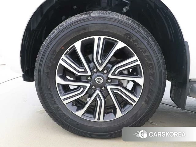Nissan Tuda id 4264101 из Китая 8