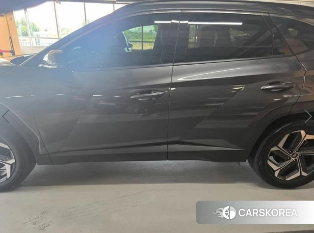 Hyundai Tucson (NX4) id 4481977 из Кореи 9