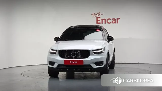 Volvo XC40 id 3396608 из Кореи 12