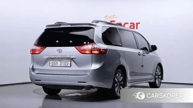 Toyota Sienna id 3071715 из Кореи 12