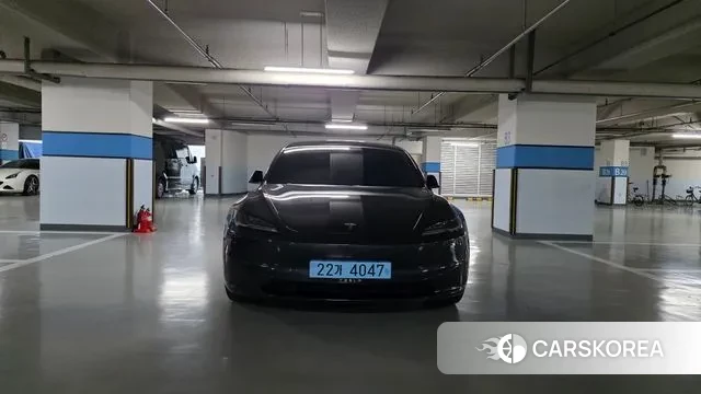 Tesla Model 3 2025 Серый из Кореи, фото 6