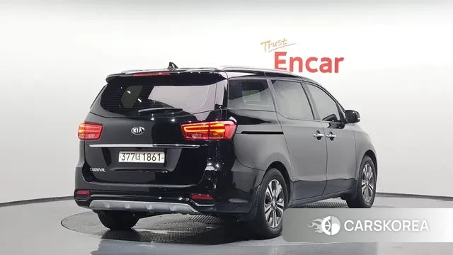 Kia The New Carnival id 3155989 из Кореи 12