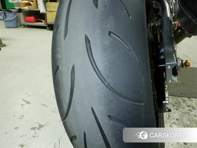 Suzuki GSX1300R HAYABUSA id 4205964 из Японии 12