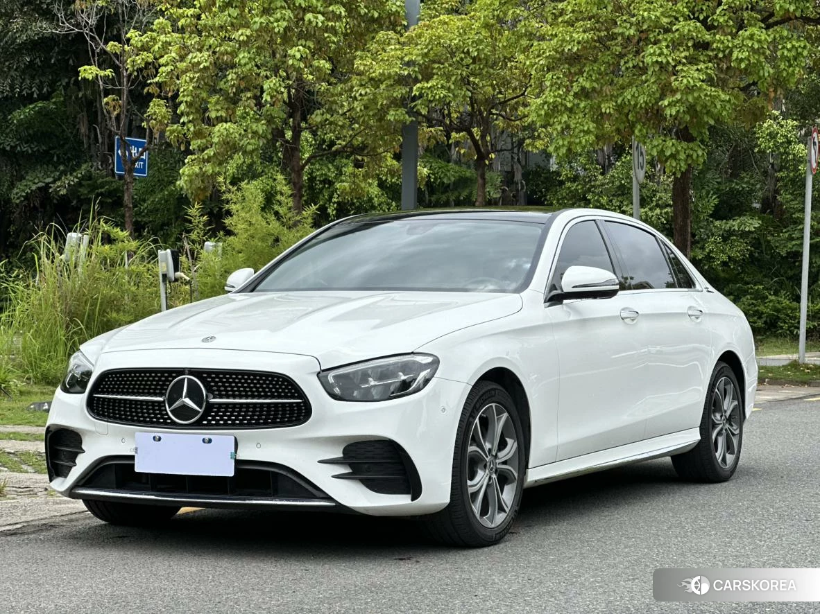 Mercedes-Benz E-class id 4455822 из Китая 9