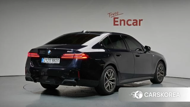 BMW 5 Series (G60) id 4623017 из Кореи 12