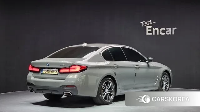 BMW 5 Series (G30) id 3412362 из Кореи 12