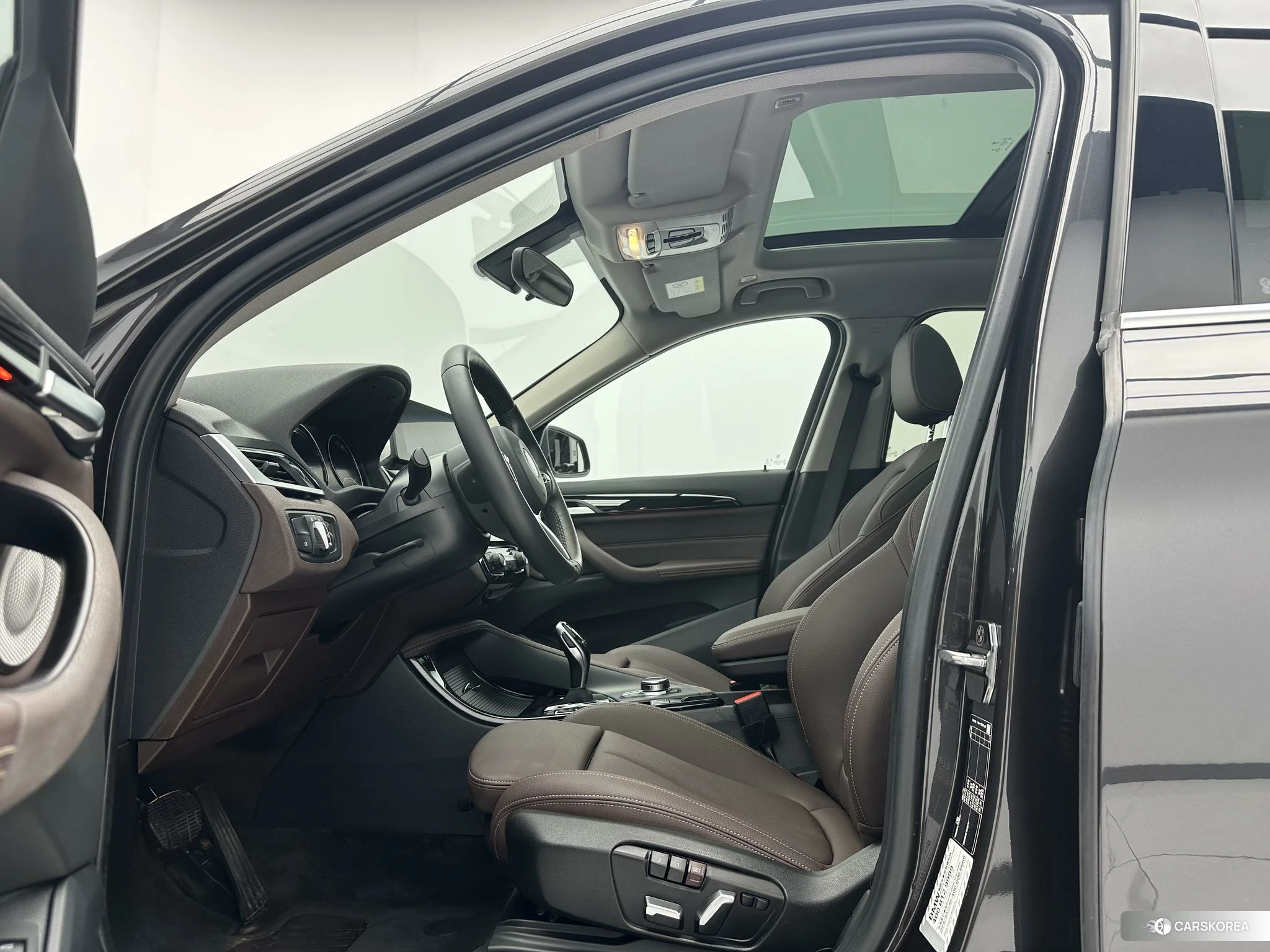 BMW X1 id 4498996 из Китая 9