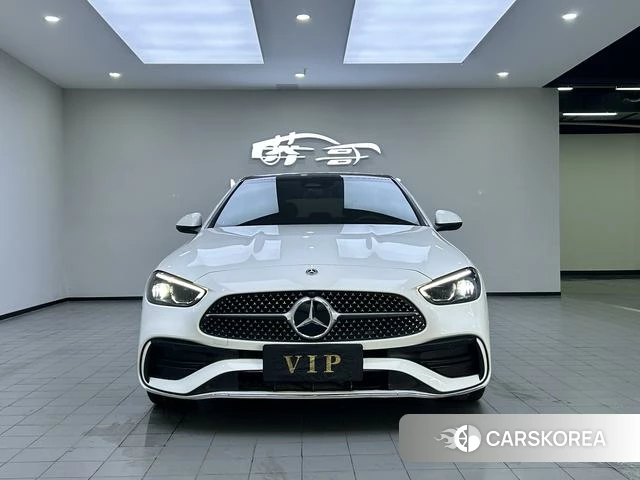 Mercedes-Benz Class C 2023 Белый из Китая, фото 4