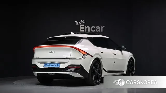 Kia EV6 id 3246685 из Кореи 12