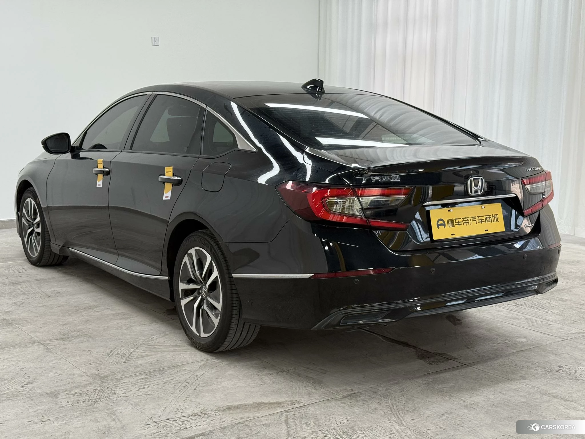Honda Accord id 4512887 из Китая 12