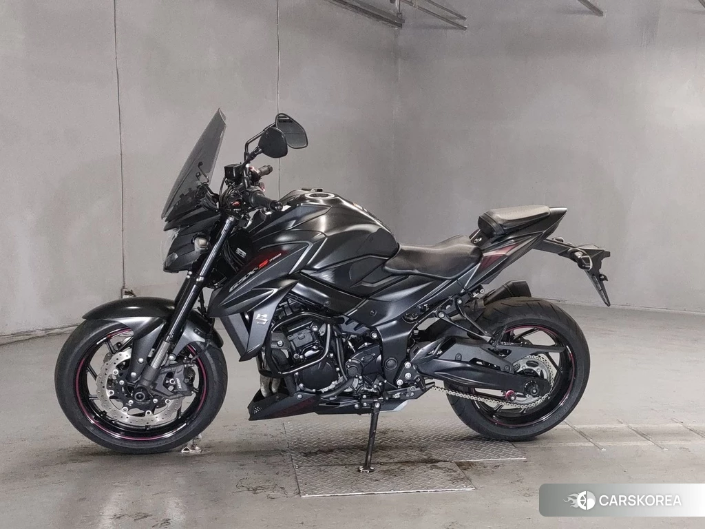 Проданный Suzuki GSX-S750 2019 из Японии