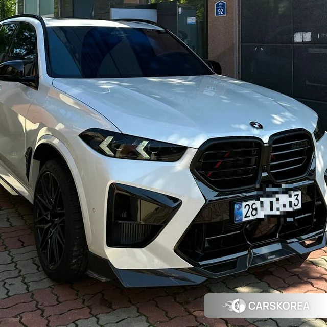 BMW X5M (G05) 2024 Белый из Кореи, фото 2