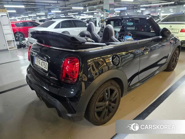 Mini Cooper S Convertible 2023 Черный из Кореи, фото 2