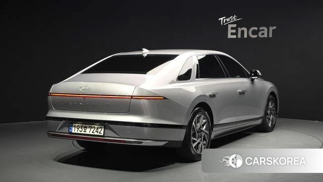 Hyundai Grandeur (GN7) id 4422517 из Кореи 12