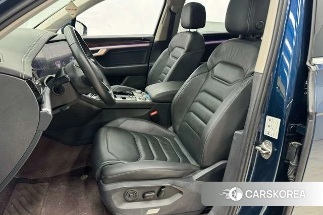 Volkswagen Touareg id 4263861 из Китая 9